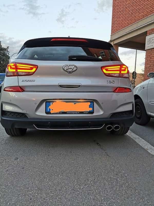 Usata Hyundai i30 N Line 120 CV (88 kW) 2019 Grigio Berlina