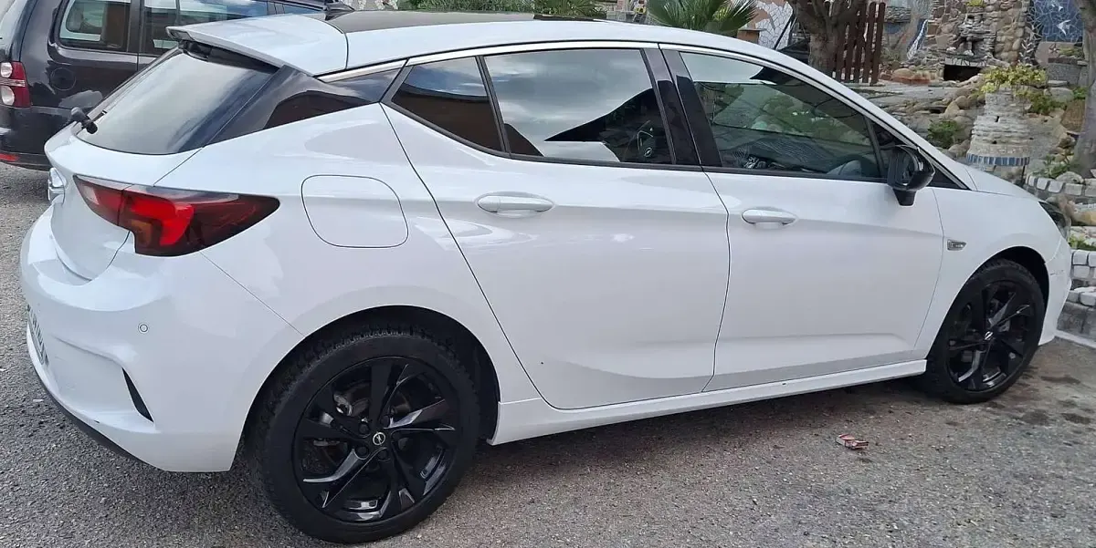 Usata Opel Astra OPC 125 CV (91 kW) 2019 Bianco Berlina
