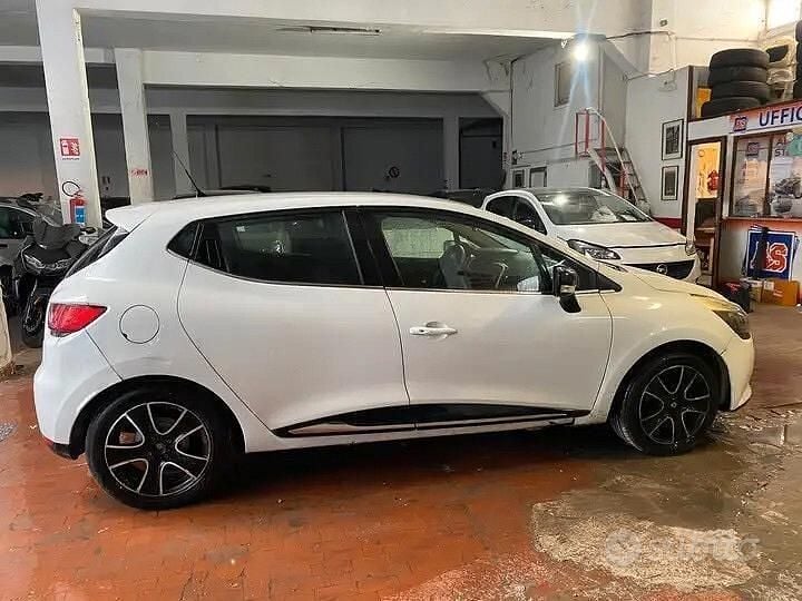 Usata Renault Clio IV 90 CV (66 kW) 2016 Bianco Berlina