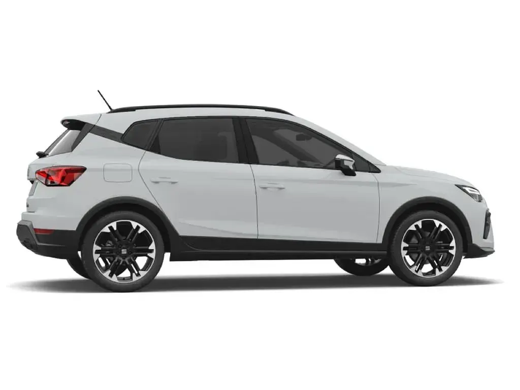 Nuova Seat Arona Black Edition 95 CV (69 kW) 2026 Bianco nevada SUV