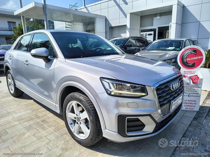 Usata Audi Q2 Admired 116 CV (85 kW) 2020 Argento SUV