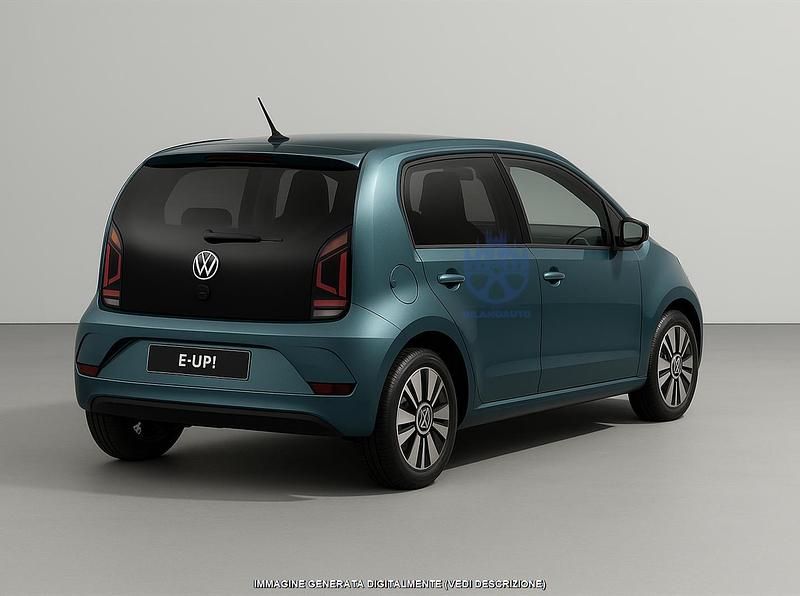 Usata VW e-up! Style 61 kW (83 CV) 2022 Blu Utilitaria