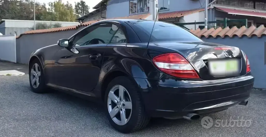 Usata Mercedes SLK200 163 CV (119 kW) 2004 Nero Cabrio