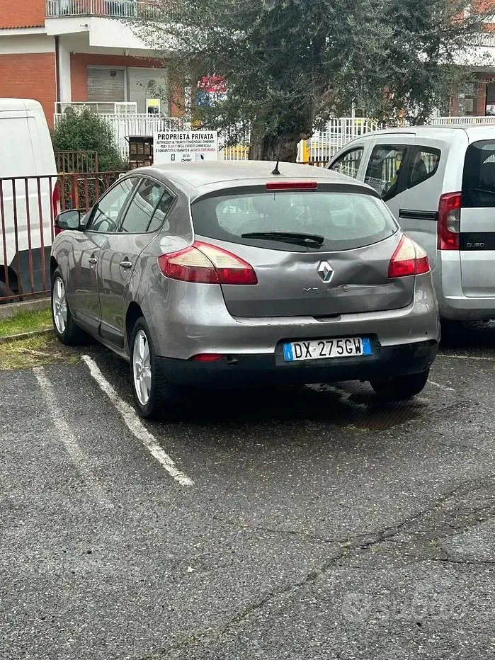 Usata Renault Mégane III 110 CV (80 kW) 2009 Grigio Berlina