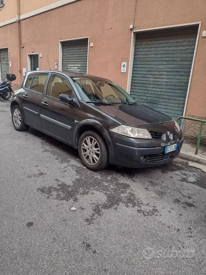 Usata Renault Mégane 106 CV (77 kW) 2009 Nero Berlina