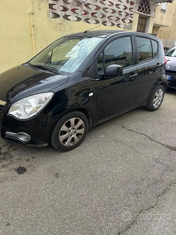 Usata Opel Agila 65 CV (47 kW) 2009 Utilitaria