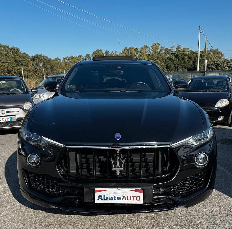 Usata Maserati 430 430 CV (316 kW) 2018 Nero Station wagon