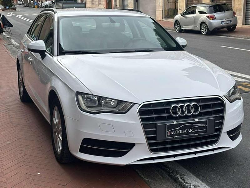 Usata Audi A3 Business 110 CV (80 kW) 2015 Bianco Berlina