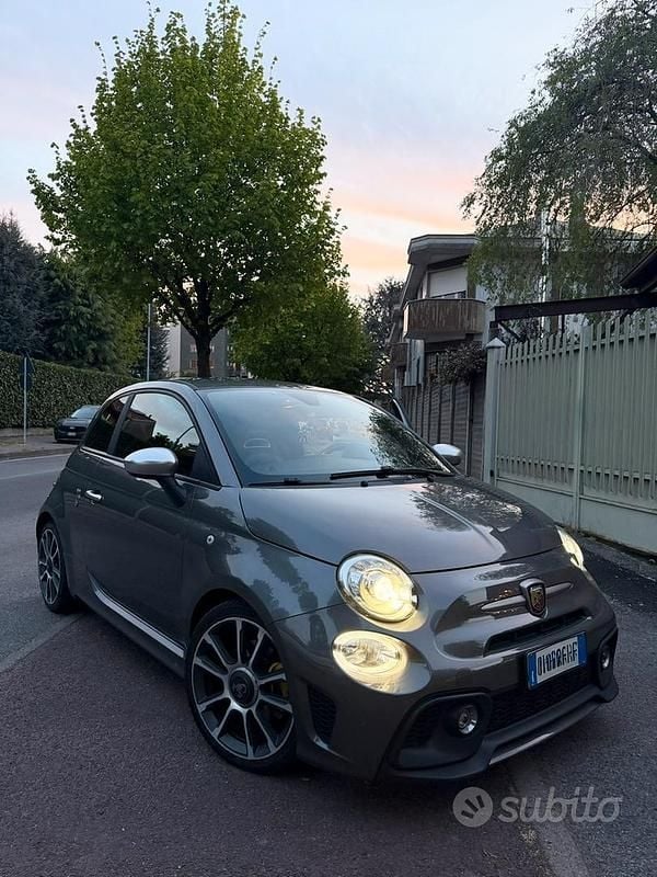 Usata Abarth 595 Turismo 165 CV (121 kW) 2022 Grigio Berlina