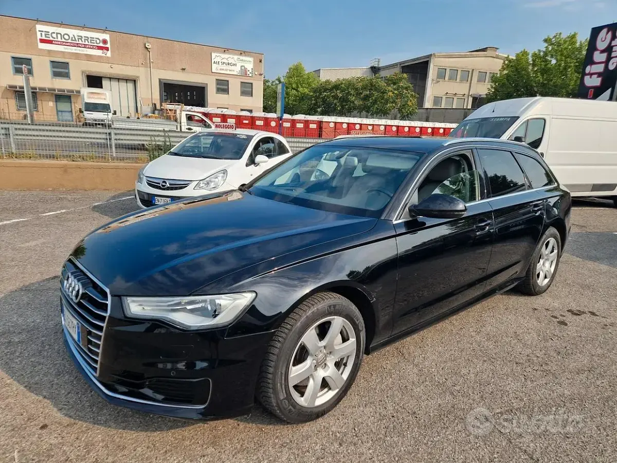 Usata Audi A6 218 CV (160 kW) 2015 Nero Station wagon