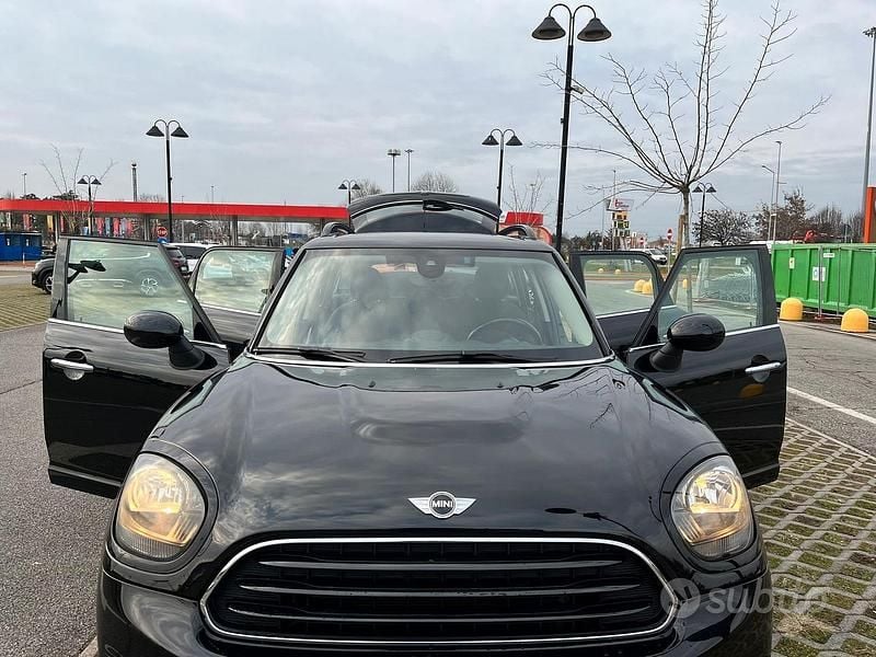 Usata Mini One Countryman 2021 Nero SUV