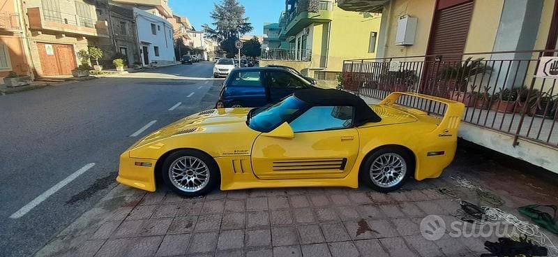 Usata Corvette C4 270 CV (198 kW) 1986 Giallo Cabrio