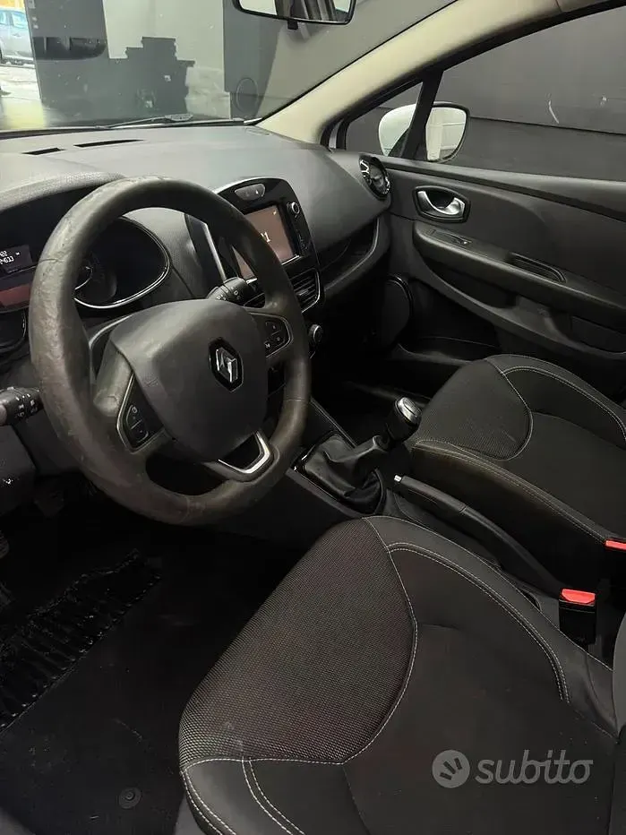 Usata Renault Clio 75 CV (55 kW) 2017 Bianco Utilitaria
