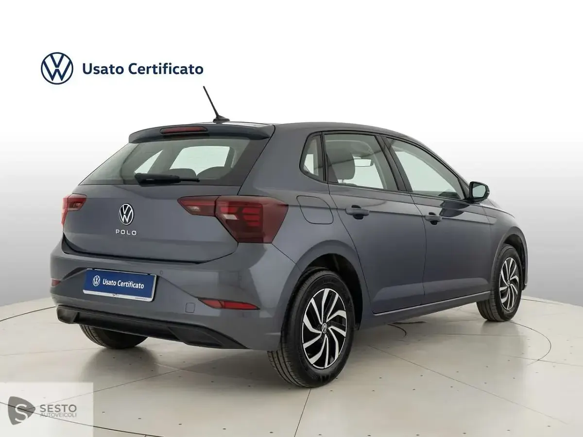Usata VW Polo Life 95 CV (69 kW) 2025 Grigio Utilitaria