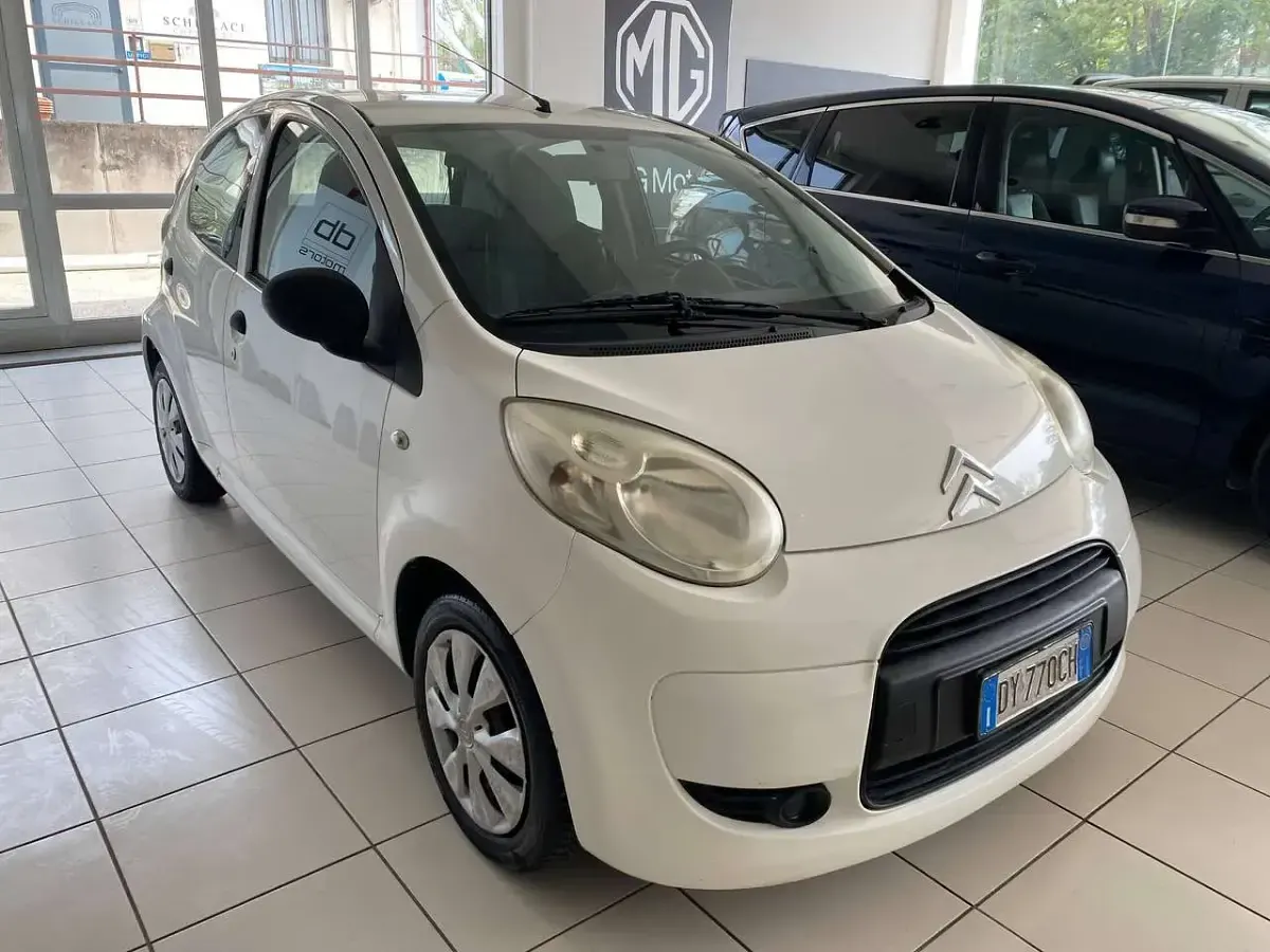 Usata Citroën C1 Style 68 CV (50 kW) 2009 Bianco Utilitaria