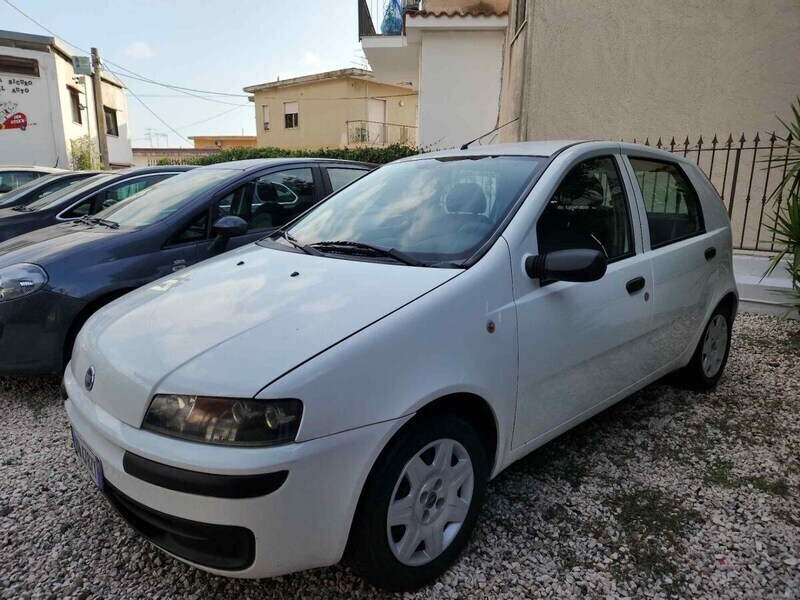 Usato 2002 Fiat Punto 1.9 Diesel 80 CV (1.300 €)