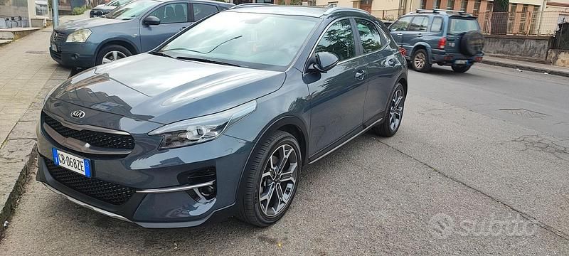 Usata Kia XCeed Style 115 CV (84 kW) 2020 Grigio SUV