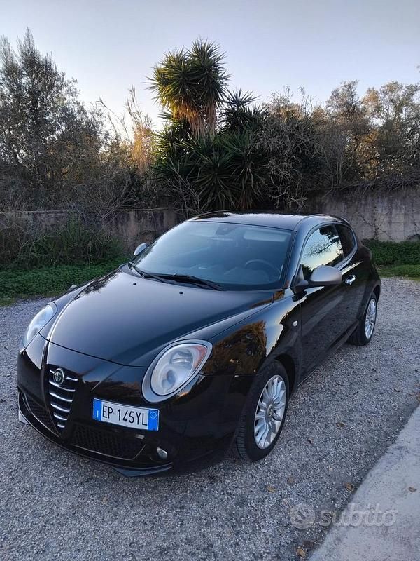 Nero Usata 2013 Alfa Romeo MiTo Due volumi | 6000 € - Immagine 1/4
