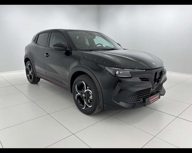 Usata Alfa Romeo Junior Edizione Speciale 136 CV (100 kW) 2024 Nero tortona SUV