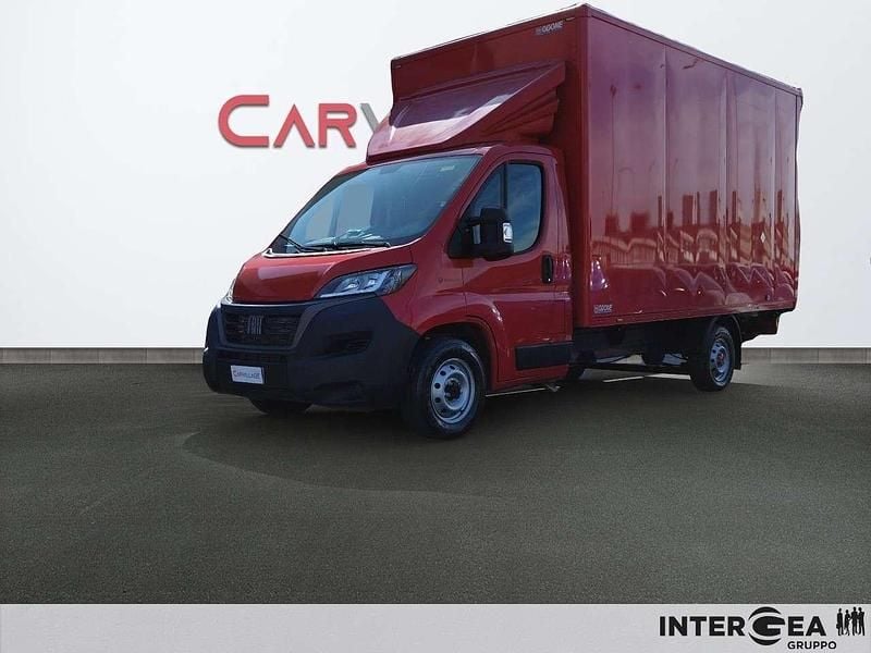 Usata Fiat Ducato 140 CV (102 kW) 2023 Rosso Furgone