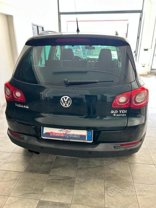 Usata VW Tiguan R-line 140 CV (102 kW) 2010 Verde SUV