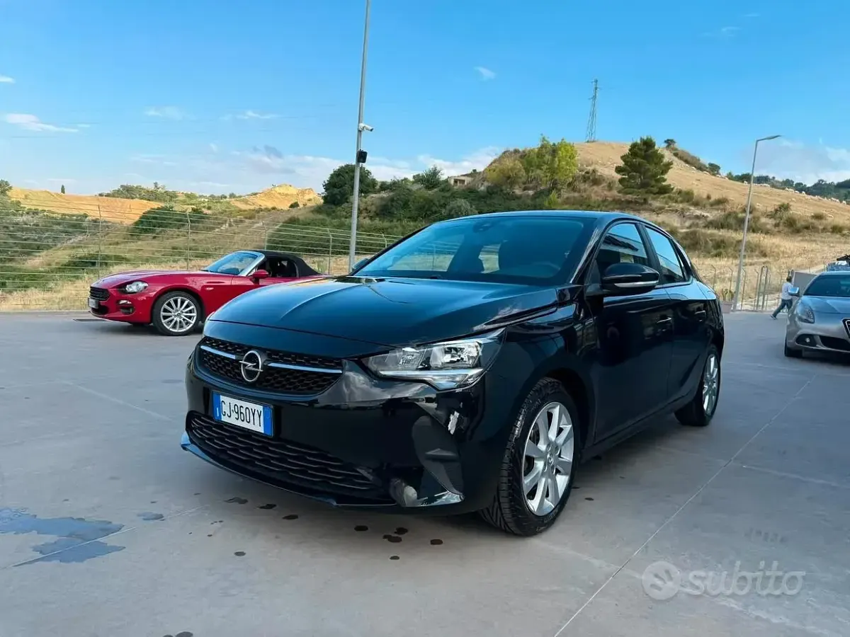 Usata Opel Corsa Edition 102 CV (75 kW) 2022 Nero Utilitaria