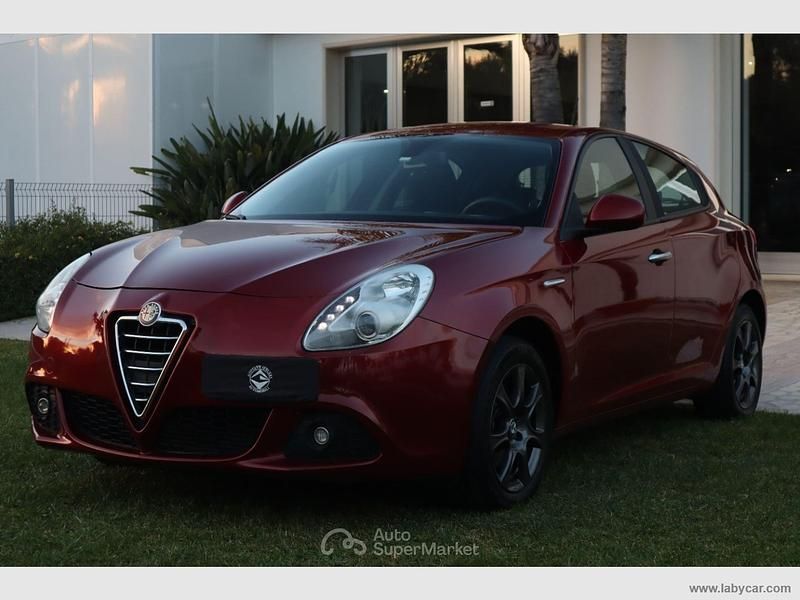 Usata Alfa Romeo Giulietta 120 CV (88 kW) 2013 Rosso Berlina
