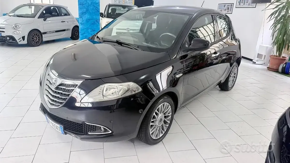 Usata Lancia Ypsilon S 86 CV (63 kW) 2012 Nero Utilitaria