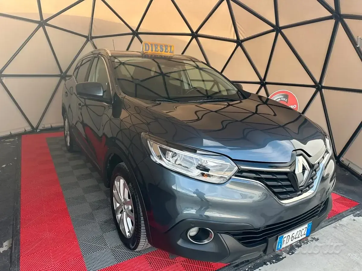 Second-hand Renault Kadjar Intens 110 CP (80 kW) 2016 Gri SUV