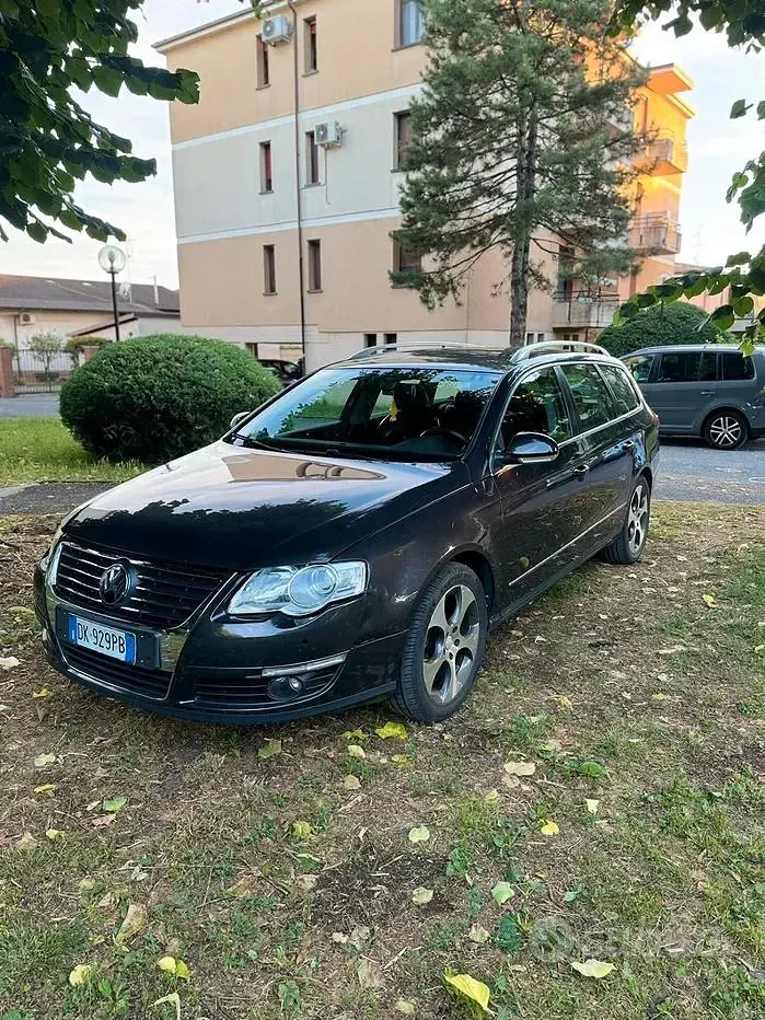 Usata VW Passat Highline 140 CV (102 kW) 2007 Grigio Berlina