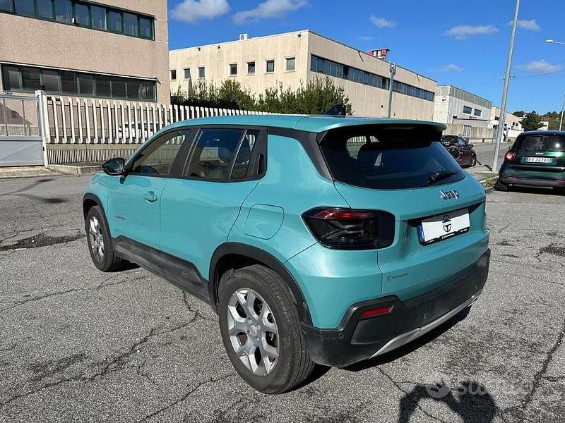 Usata Jeep Avenger Longitude 101 CV (74 kW) 2024 Grigio SUV