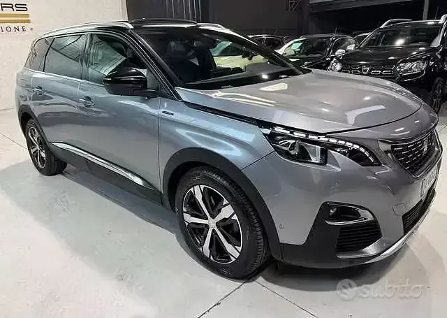 Usado Peugeot 5008 GT-line 131 CV (96 kW) 2020 Other SUV