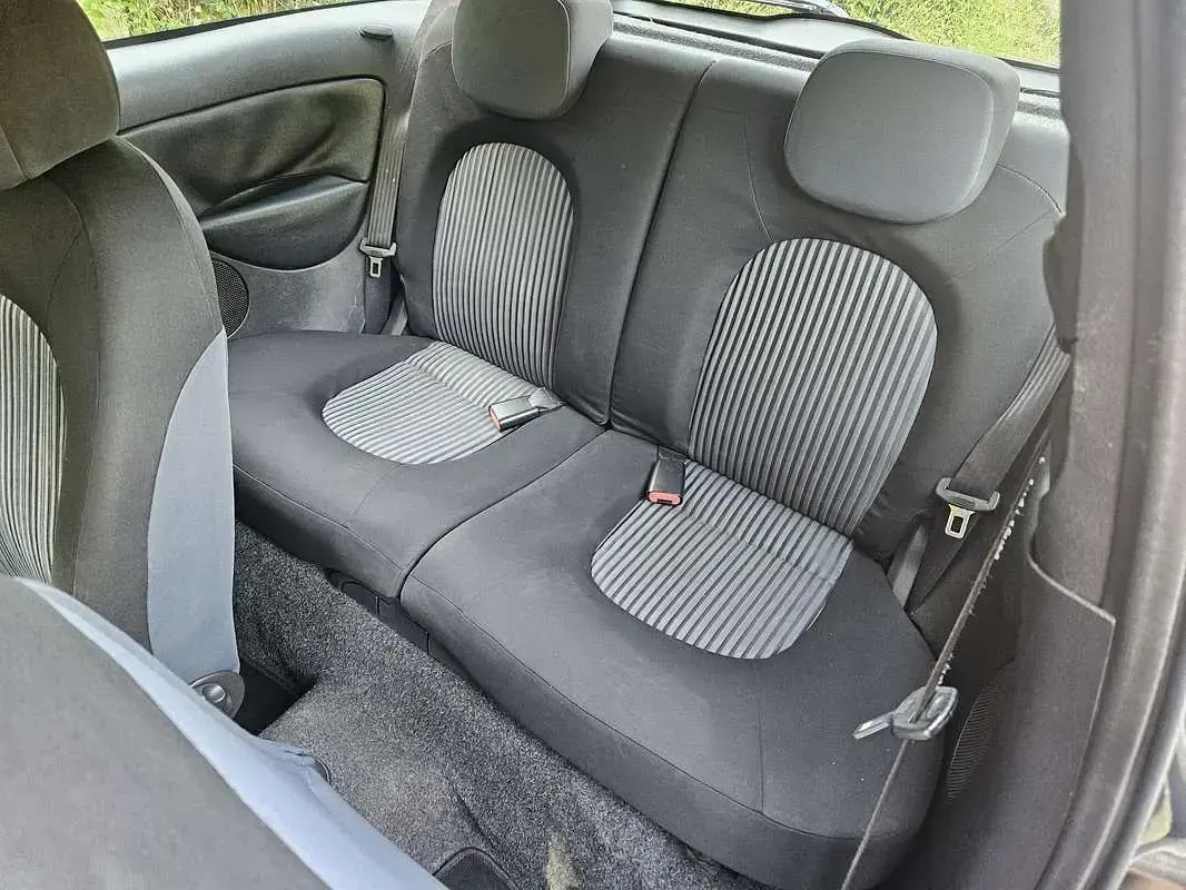 Usata Lancia Ypsilon 60 CV (44 kW) 2004 Utilitaria