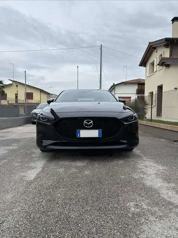 Usata Mazda 3 Exceed 122 CV (89 kW) 2022 Berlina