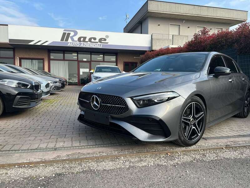 Usata Mercedes A200 Premium 163 CV (119 kW) 2024 Nero Berlina