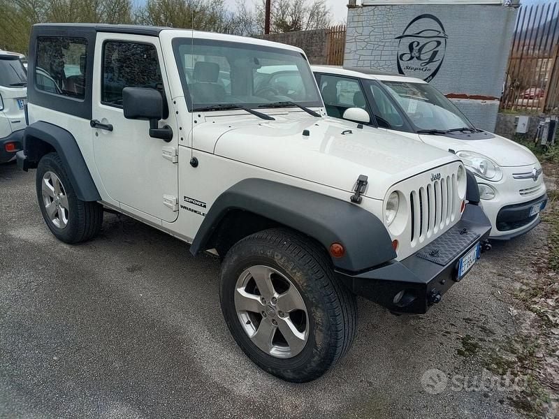 Usata Jeep Wrangler Sport 176 CV (129 kW) 2011 Bianco SUV