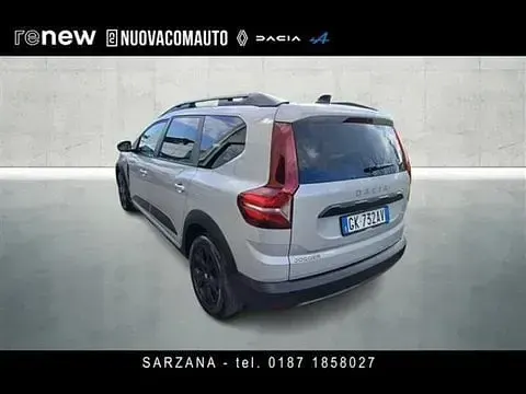 Usata Dacia Jogger Extreme 100 CV (73 kW) 2022 Grigio chiaro Monovolume