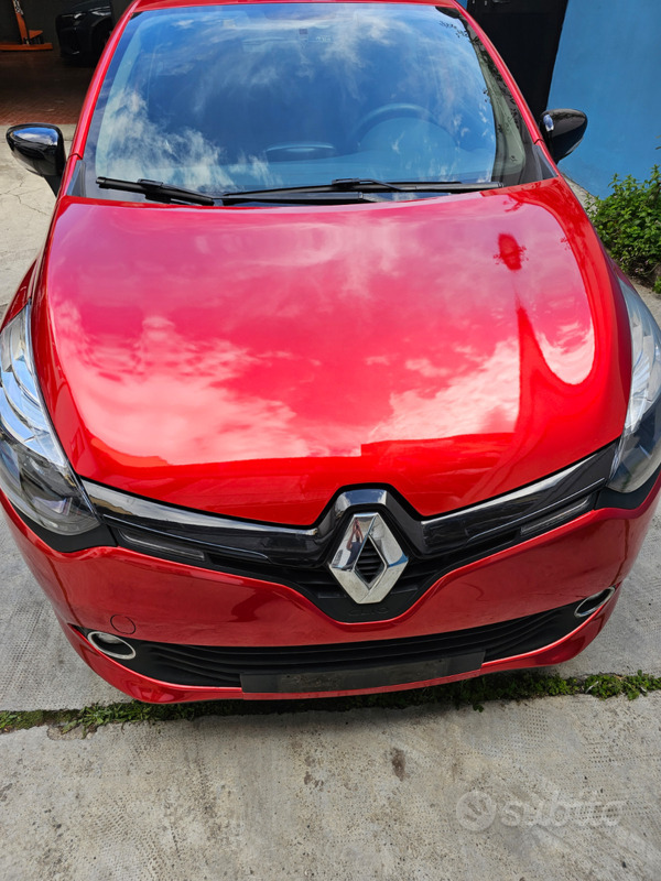 Usato 2014 Renault Clio IV Benzin 75 CV (7.500 €)
