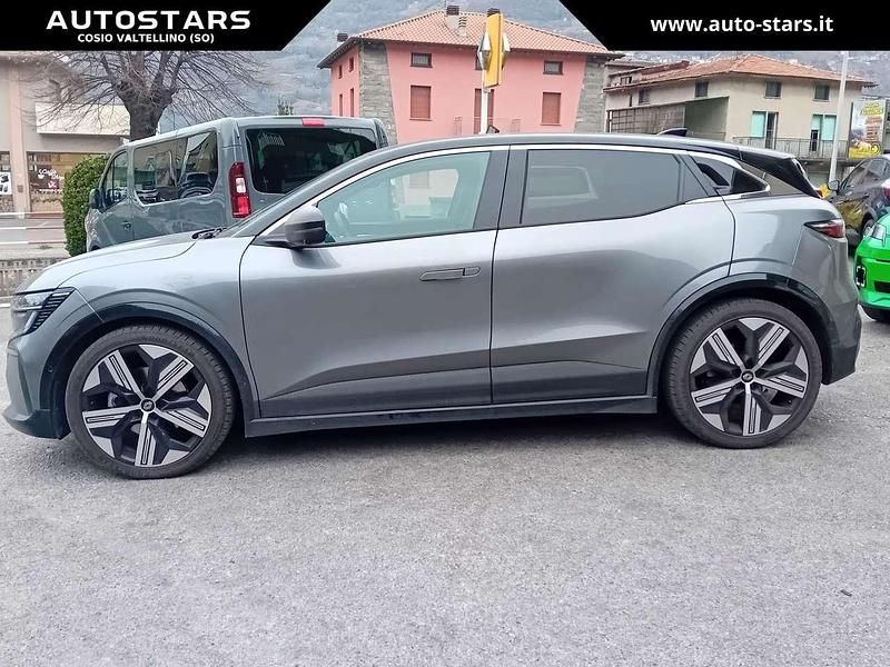 Usata Renault Mégane Iconic 55 kW (75 CV) 2023 Grigio Berlina
