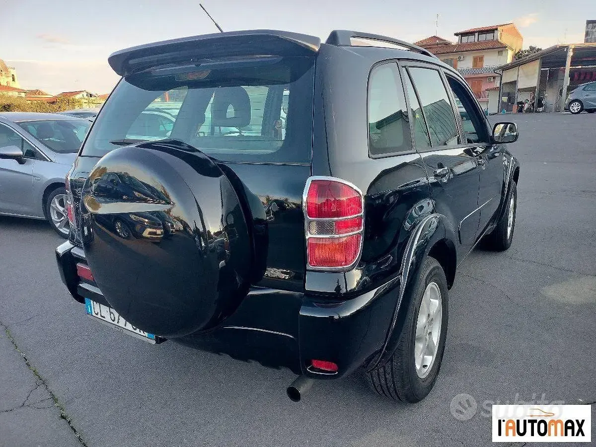 Usado Toyota RAV4 116 CV (85 kW) 2003 SUV