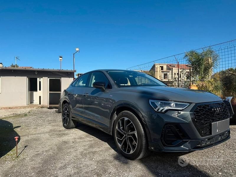Usata Audi Q3 Sportback S-Line 150 CV (110 kW) 2022 Grigio SUV