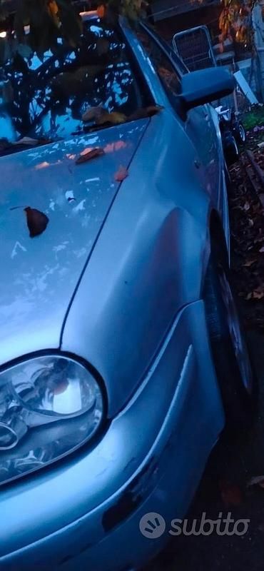 Usata VW Golf IV 2002 Berlina
