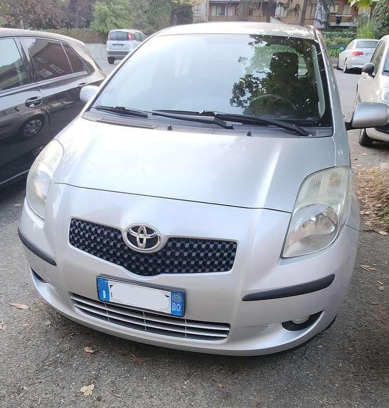 Usata Toyota Yaris Sol 69 CV (50 kW) 2008 Berlina