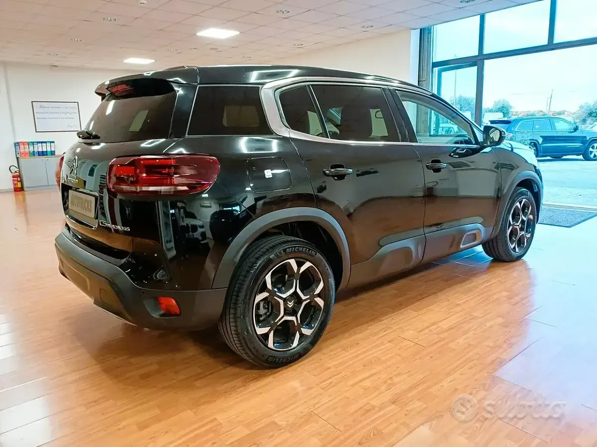 Usata Citroën C5 131 CV (96 kW) 2024 Nero Station wagon