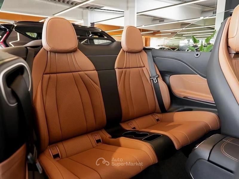 Käytetty Mercedes CLE220 Advanced 197 HP (144 kW) 2025 Harmaa Avoauto