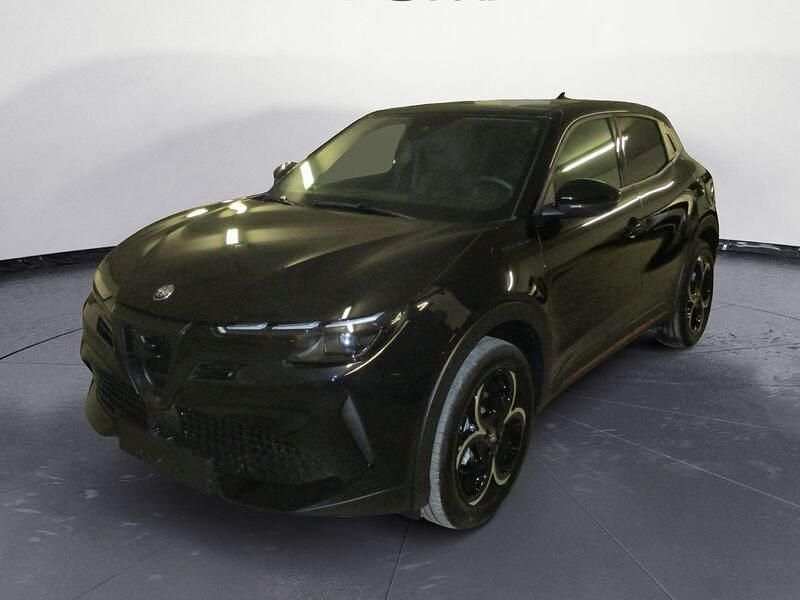 Nuova Alfa Romeo GT Junior Edizione Speciale 145 CV (106 kW) 2025 Nero SUV