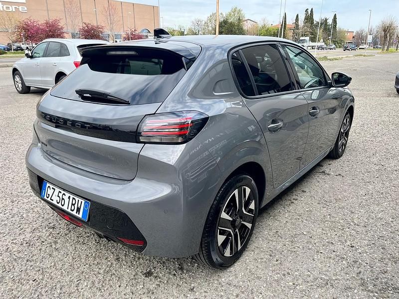 Usata Peugeot 208 Allure 101 CV (74 kW) 2025 Grigio Utilitaria