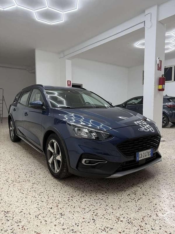 Usata Ford Focus Active 120 CV (88 kW) 2020 Blu/azzurro Station wagon