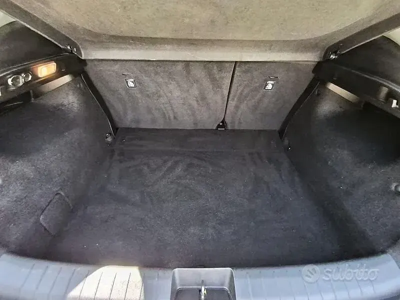 Usata Fiat Tipo Cross Plus 100 CV (73 kW) 2021 Bianco Berlina