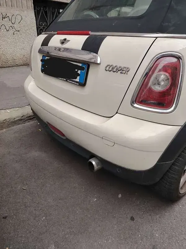 Usata Mini Cooper Cabriolet 120 CV (88 kW) 2010 Cabrio